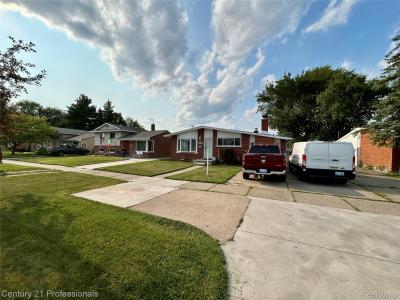30614 Ann Arbor Trail, Westland, מישיגן 48185, ארצות הברית של אמריקה