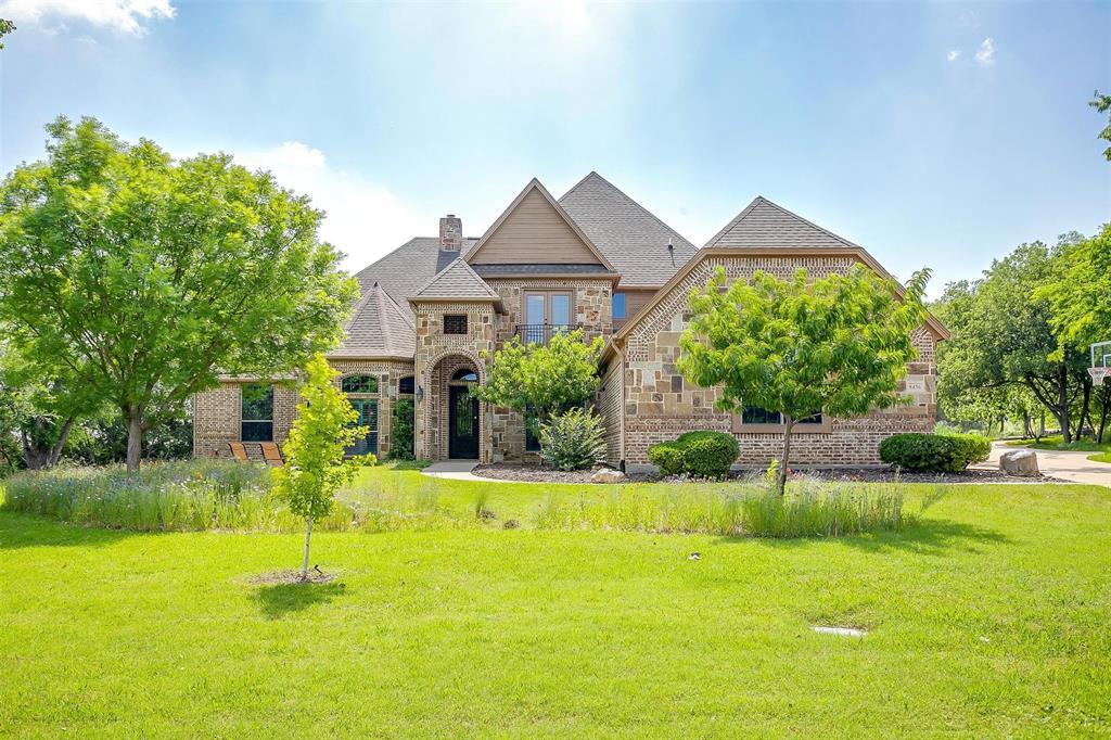 8456 Drop Tine Drive, Fort Worth, Texas 76126, États-Unis