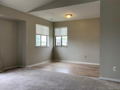 30747 Hidden Pines Lane, Roseville, 密西根州 48066, 美國