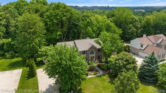 7363 Oakstone Drive, Clarkston, Michigan 48348, Stati Uniti