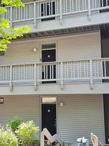 5714 Creeks Crossing, Williamsburg, ミシガン 49690, アメリカ合衆国