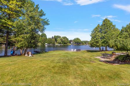 9311 Whipple Shores Drive, Clarkston, 密西根州 48348, 美國