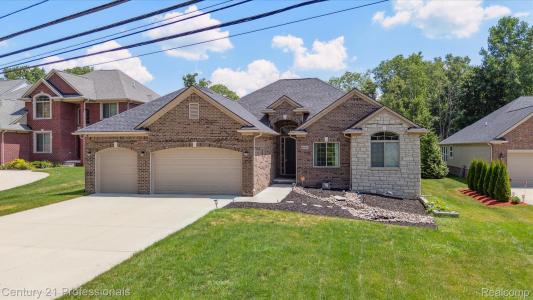 2655 Devondale Road, RochesterHills, מישיגן 48309, ארצות הברית של אמריקה 