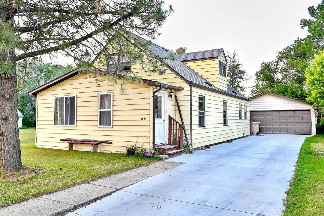 1624 W Central Ave, Minot, North Dakota 58701-3409, HOA KỲ