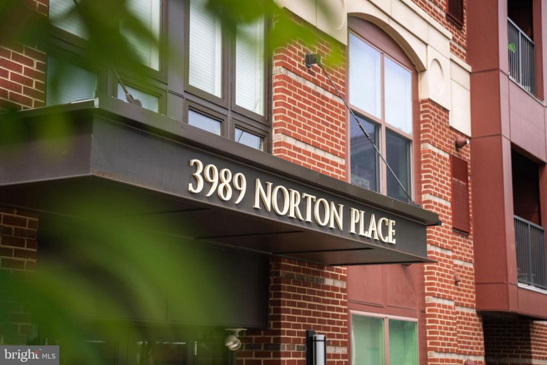 3989 Norton Place Unit# 105, Fairfax, Virginia 22030, Amerika Birleşik Devletleri