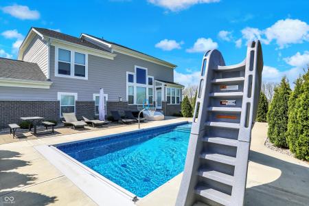 7016 Birchwood Park Court, Indianapolis, Indiana 46259, États-Unis