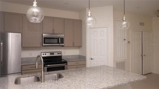 6466 Cava Alta Drive #101, ORLANDO, Floride 32835, États-Unis