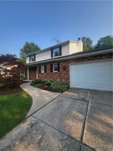 8185 Clarherst Drive, Clarence, New York 14051, HOA KỲ