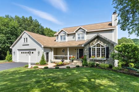 11 Applewood Lane, Saugus, Massachusetts 01906, HOA KỲ