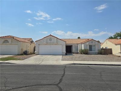 2739 Pinewood Avenue, Henderson, Nevada 89074, Stati Uniti