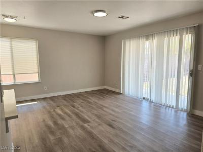 2739 Pinewood Avenue, Henderson, Nevada 89074, Stati Uniti