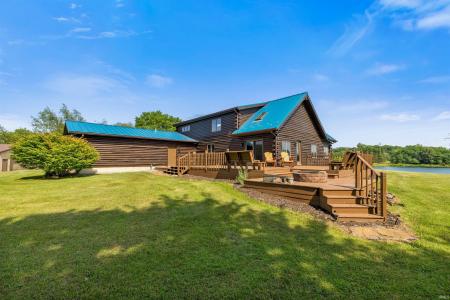 3677 N 700 E, Kendallville, Indiana 46755, USA