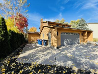 1009 Sunrise Ct, Onalaska, Wisconsin 54650, USA