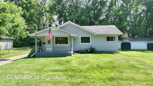 460 Oak, Mount Morris, Michigan 48458, USA