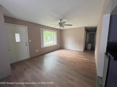6935 Cooper Road, Lansing, Michigan 48911, USA