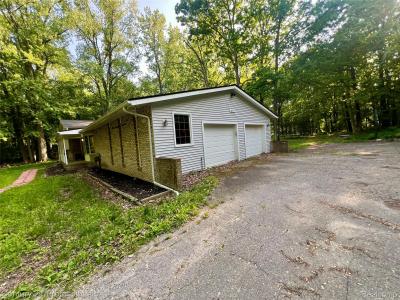 47993 9 Mile Road, Novi, Michigan 48167, USA