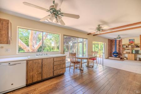 801 Livery Ct, Rohnert Park, California 94928, Estados Unidos