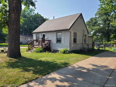 1107 E Hayes Avenue, HazelPark, ミシガン 48030, アメリカ合衆国