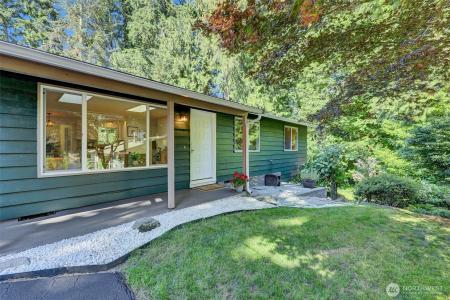 20915 W Richmond Road, Bothell, Washington 98021