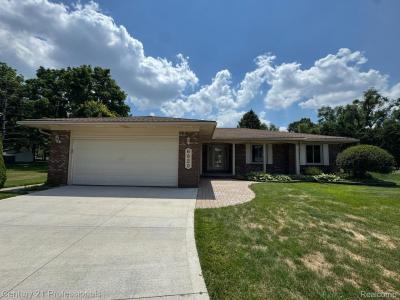 6820 Emerald Shores Drive, Troy, Michigan 48085, Estados Unidos