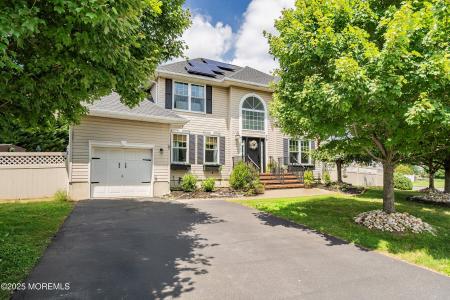 78 Heritage Drive, Englishtown, Nova Jersey 07726, Estados Unidos