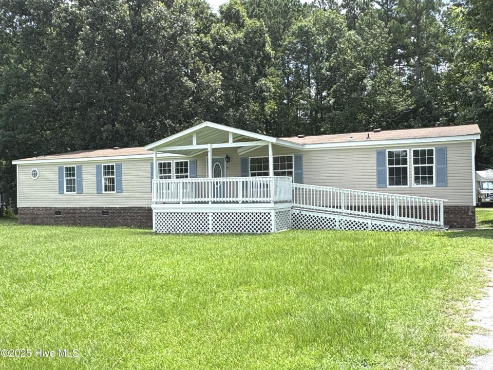 618 Maynard Boulevard, Jacksonville, North Carolina 28546