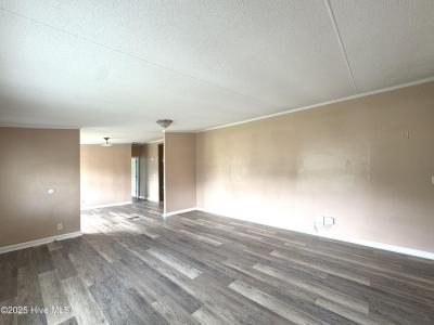 618 Maynard Boulevard, Jacksonville, North Carolina 28546
