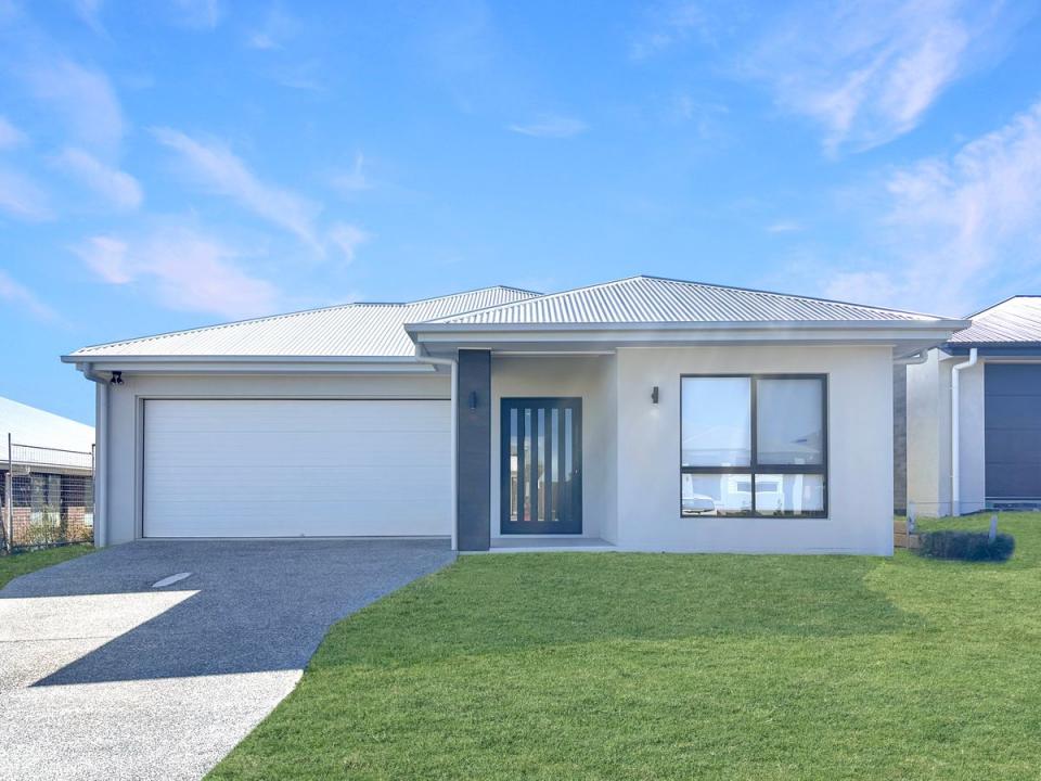 11 Pulsar Street, Flagstone, QLD 4280, Australia