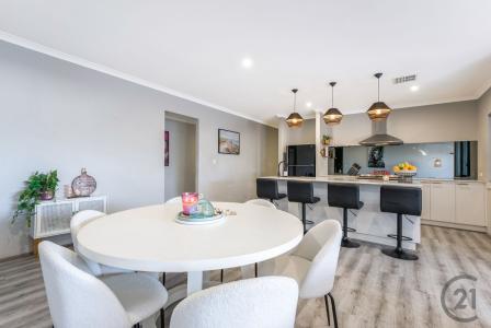 2 Narracan Avenue, Lakelands, WA 6180, Australia