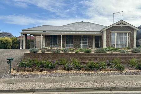 9 Fielders Way, Hallett Cove, SA 5158, Australia