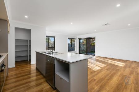 3 Mirka Way, Point Cook, VIC 3030, Australia