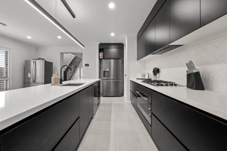 6 Cockatoo Street, Gregory Hills, NSW 2557, Австралия