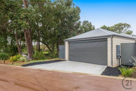 74 Thornbill Crescent, Coodanup, WA 6210, Australia