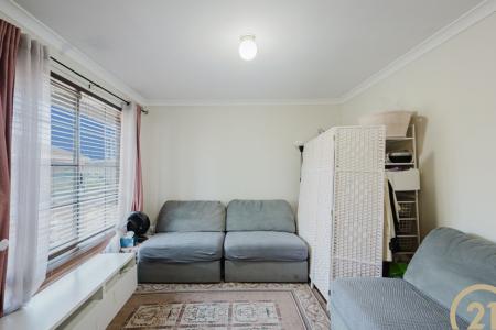 6/21 Hogarth Street, Cannington, WA 6107, Australia