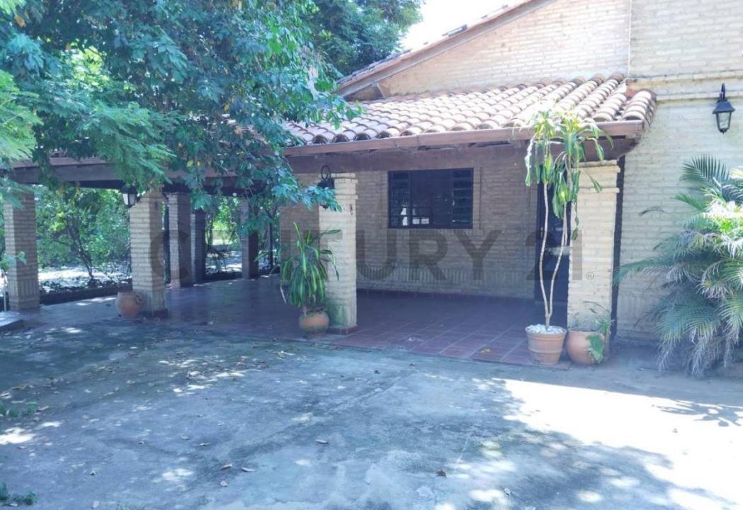 Puerta de lago , San Bernardino, Cordillera 00001, 巴拉圭