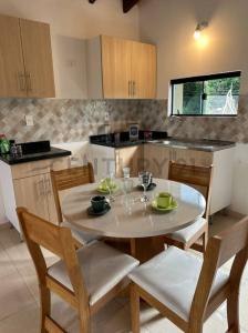 Ypané, Central 110101, Paraguay