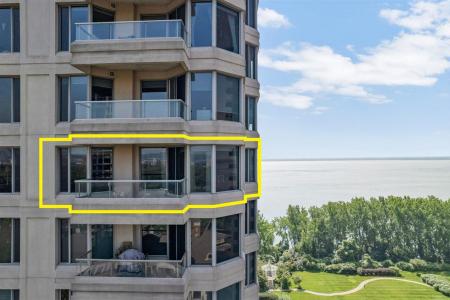 200 Av. des Sommets, Montréal (Verdun/Île-des-Sœurs), Quebec H3E 2B4, Canada