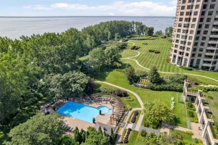 200 Av. des Sommets, Montréal (Verdun/Île-des-Sœurs), Quebec H3E 2B4, Canada