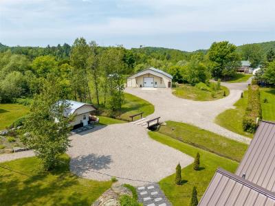 7 Rue St-Denis, Val-des-Monts, Квебек J8N 7K2, Канада