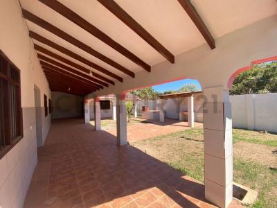zona los tocos calle aromo esquina japunaqui , Cercado, Beni 00001, Boliwia