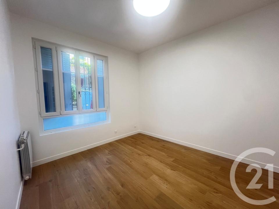 Montreuil, Île-de-France 93100, France