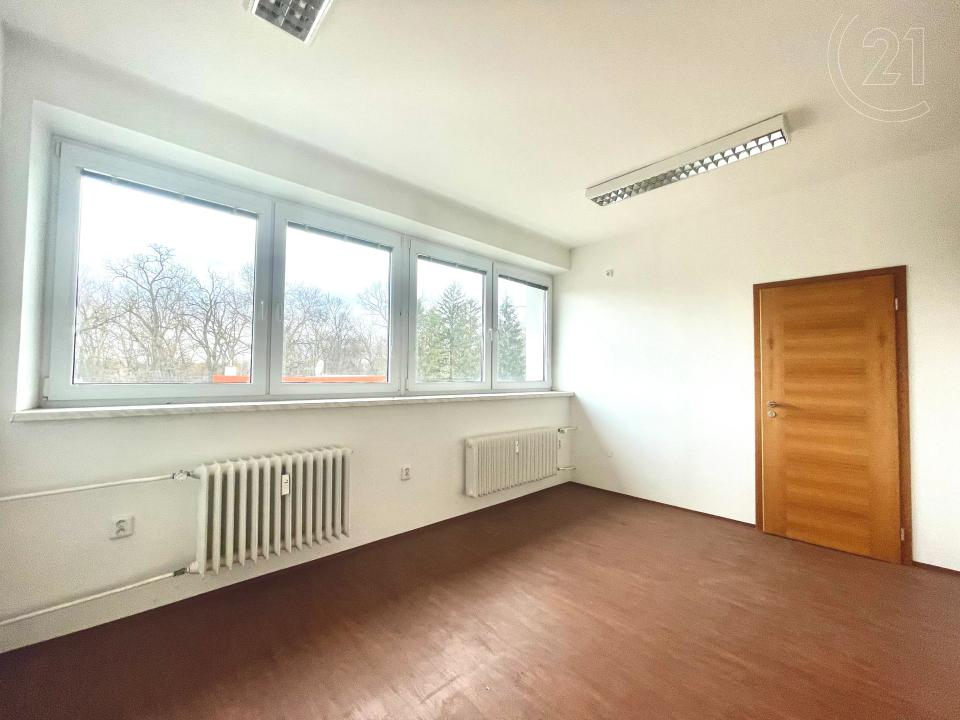 tř. Masarykova, Veselí Nad Moravou, Hodonín 69801, 체코