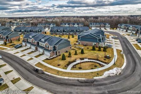 43646 Prospect Lane, Novi, Michigan 48375, HOA KỲ