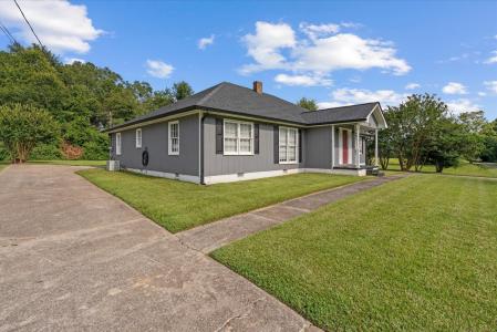 213 Poplar Street, Bowdon, ジョージア 30108, アメリカ合衆国