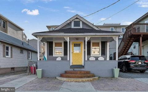 28 40TH STREET, Sea Isle City, New Jersey 08243, USA