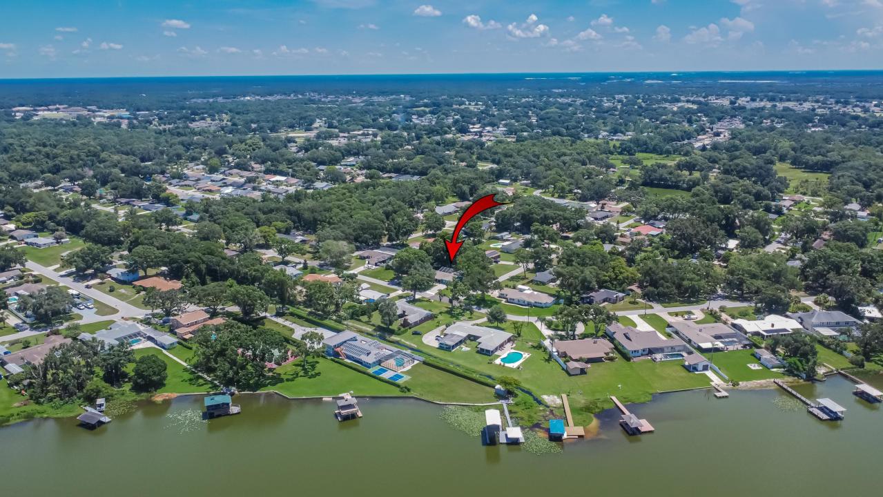 5605 Driftwood Dr, Lakeland, Floryda 33809, USA