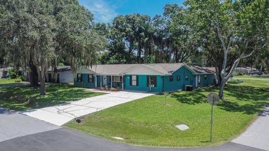 5605 Driftwood Dr, Lakeland, Floryda 33809, USA