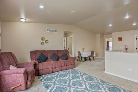 1060 Evans St, Laramie, ויומינג 82070, ארצות הברית של אמריקה
