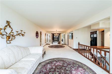 4045 Blue Willow, Hempfield Twp, Pennsylvania 15642, USA