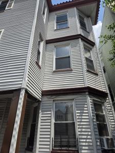 142 Johnson Ave 3R, Newark, 新泽西州 07108, 美国